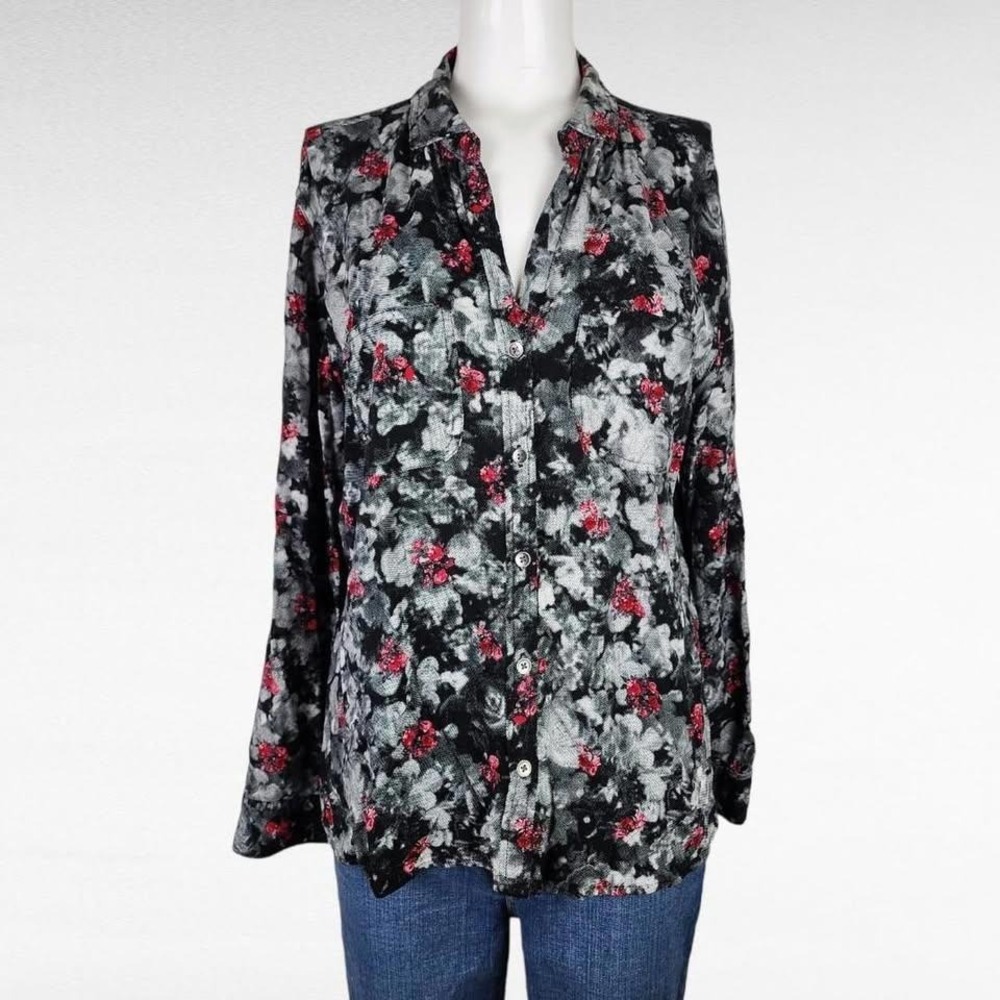 Rock & Republic Embroidered Floral Rose Button Up Size Medium